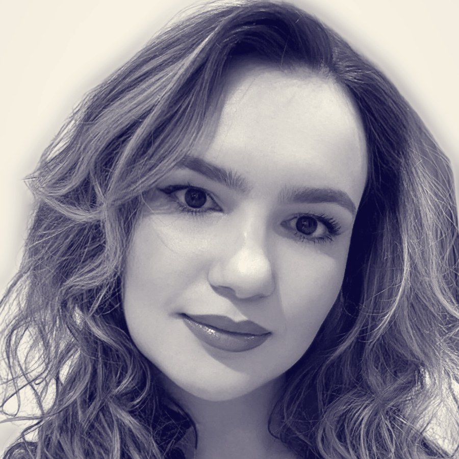 Ioana Lontos, International DPM (Data Partnerships Manager) at Linkology